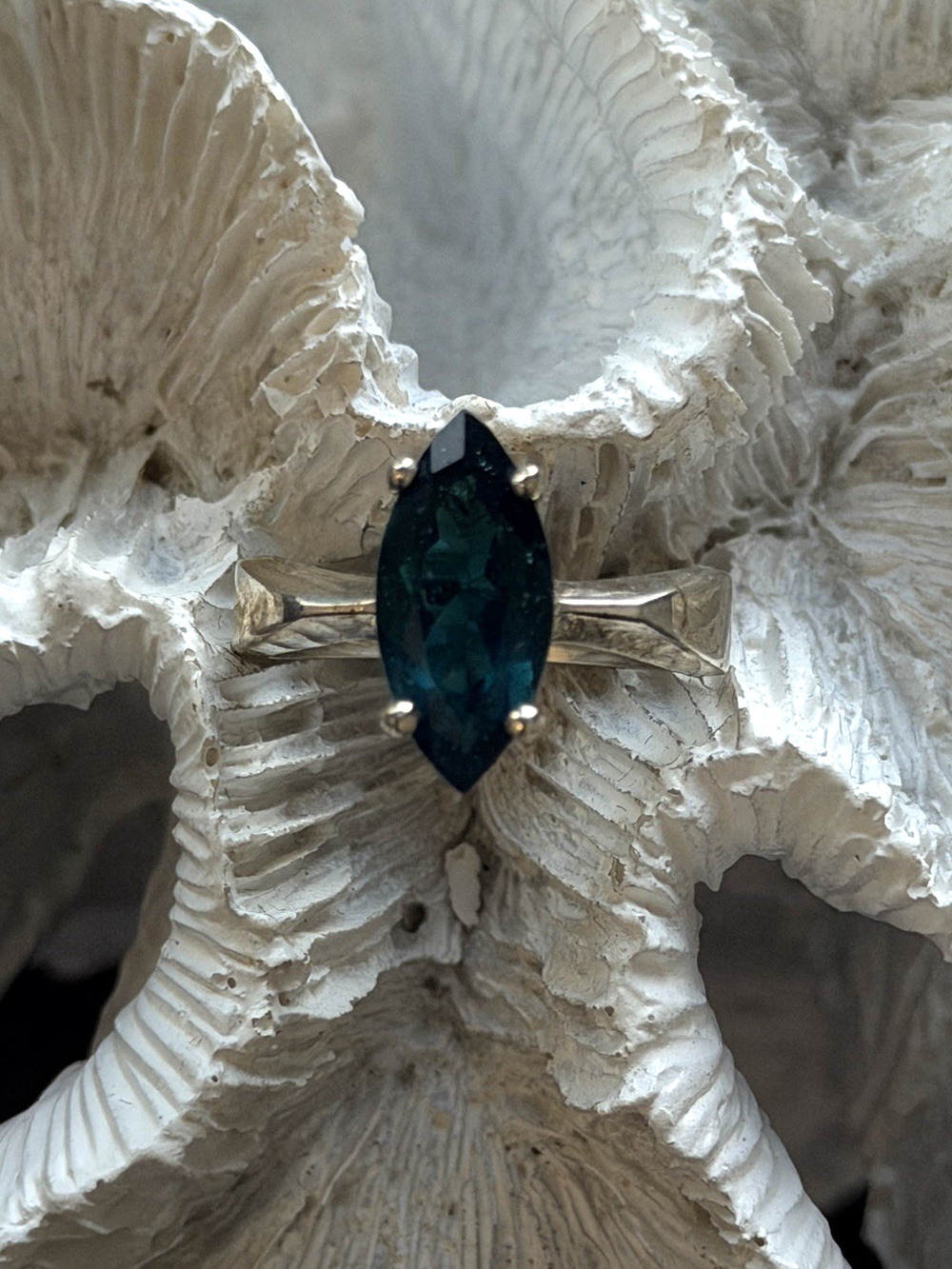 925 Sterling Silver Dark Green Spinel Ring Size 7